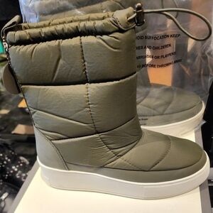 J Slides NYC  Olive Quilted Women's Winter Boots Faux Shearling Lined